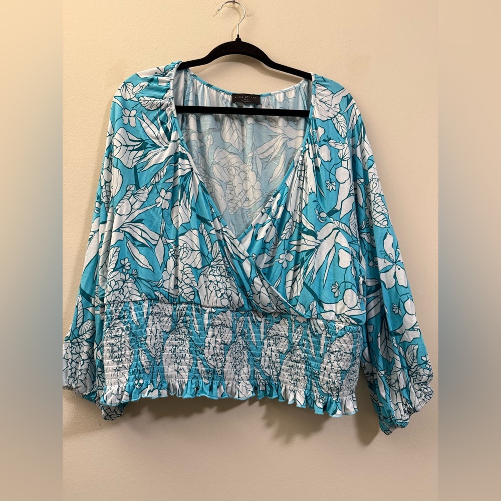 Lane Bryant Floral V-Neck Smocked Top‎ in Blue and White - 22/24